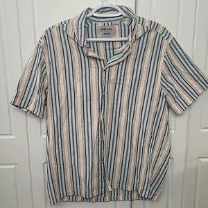 Stylish, striped, Size L button down from Anerkjendt